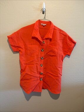 John Mark Casual Short-Sleeve Button-Down Shirt in Coral